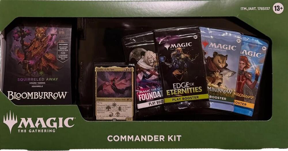 Deck · Bloomburrow Deluxe Commander Kit Squirreled Away